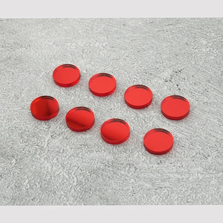 Czerowne lustrzane okrągłe znaczniki